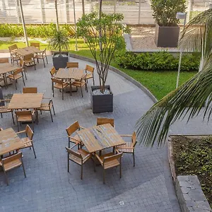 https://my-way-13-apartamento-aconchegante-na-praia-de-meireles.fortalezahotels.org